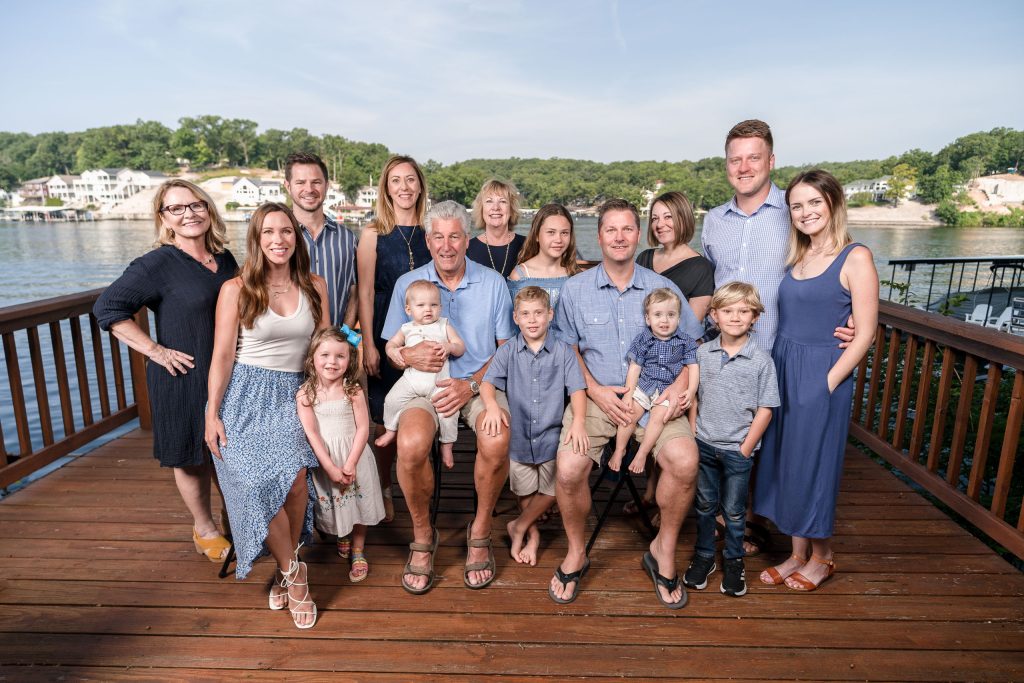 Lake of the Ozarks Family reunion photographer