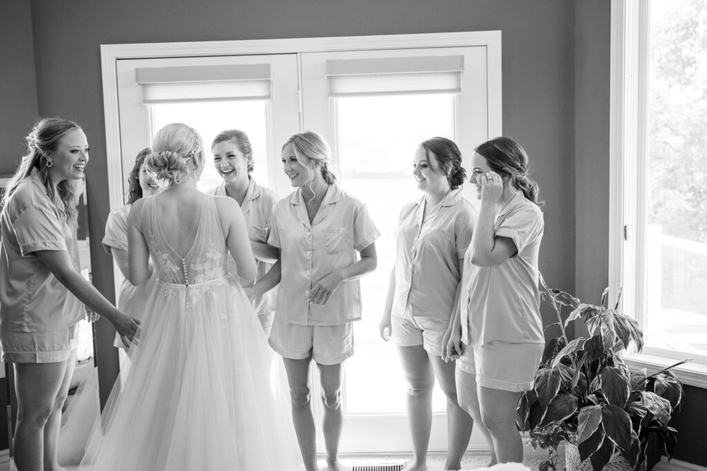 bridesmaid reveal by Lake of the Ozarks wedding photographer The Bennetts