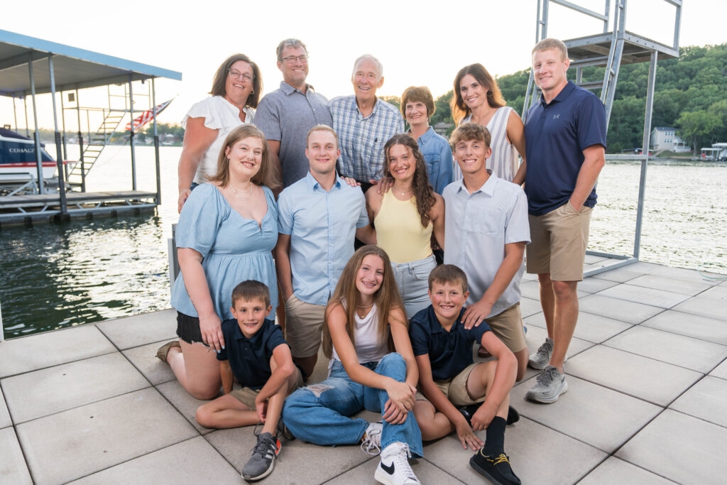 Extended Family Portrait Lake of the Ozarks