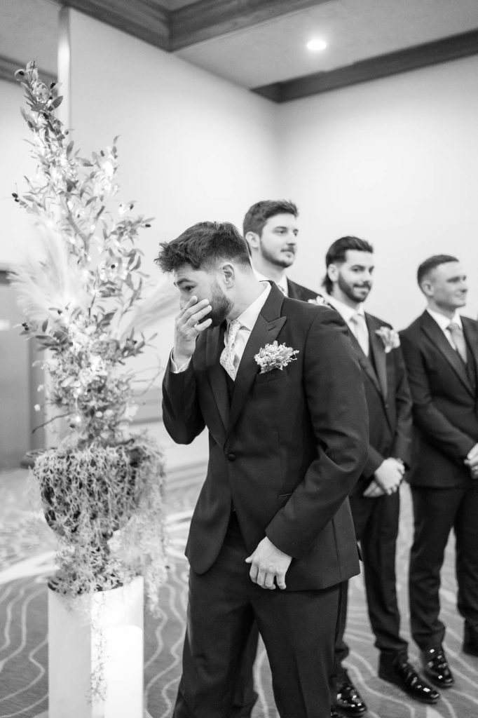 The Lodge of Four Seasons wedding photographer Lake of the Ozarks